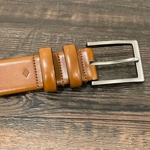 Joseph Abboud 38 length tan belt amazing leather!